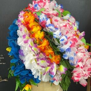 Set of Various 12pc Leis